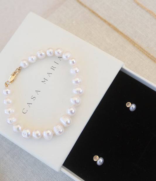 Handknotted Freshwater Pearl Bracelet