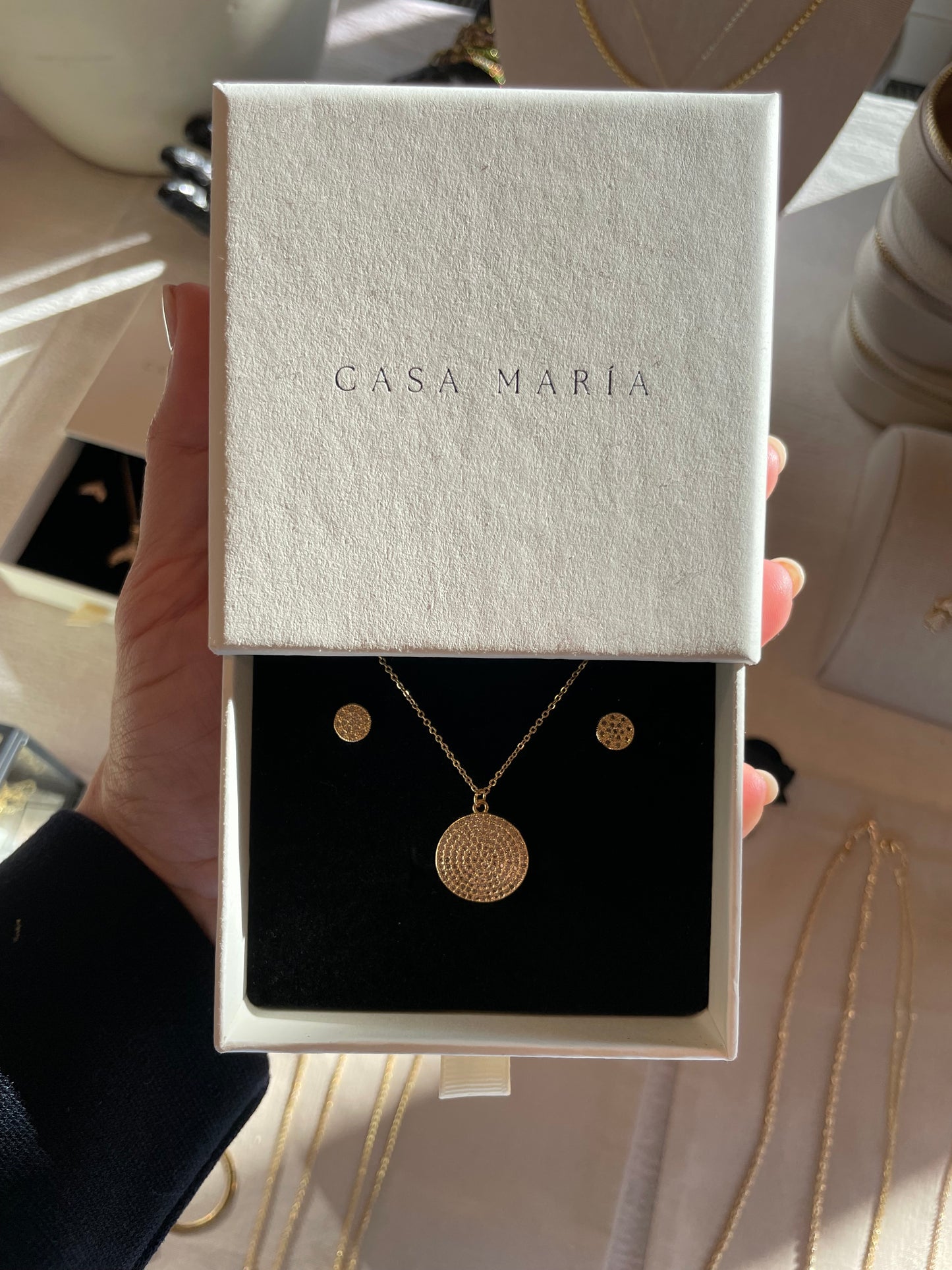 Round Zirconia set