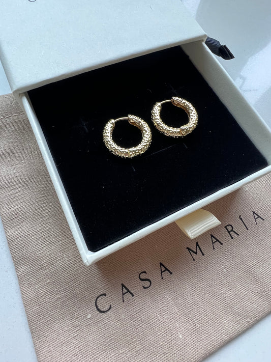 Hammered hoops
